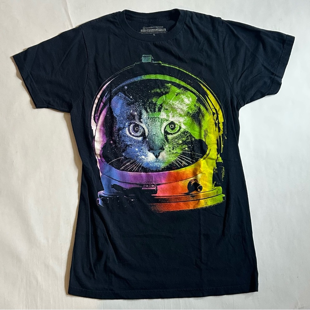 Design By Humans 100% Cotton Blue T-Shirt w/ Cat Astronaut Design Women’s Size S